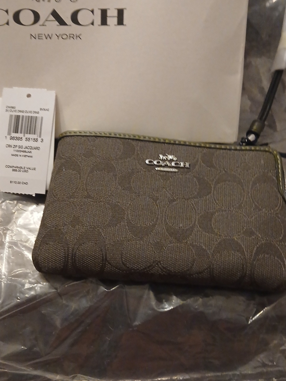 Coach  Signature Canvas Wristlet with Silver Logo Nwt